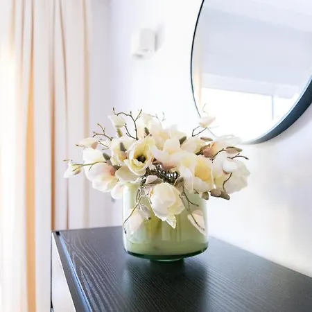 Luxury 2 Bedroom Apartment, Close To The Sea And The Golf Course, Aloha Hills Club Appartement