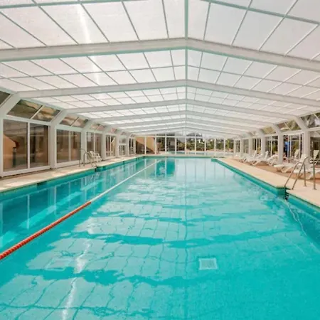 Luxury 2 Bedroom Apartment, Close To The Sea And The Golf Course, Aloha Hills Club Апартаменты Марбелья