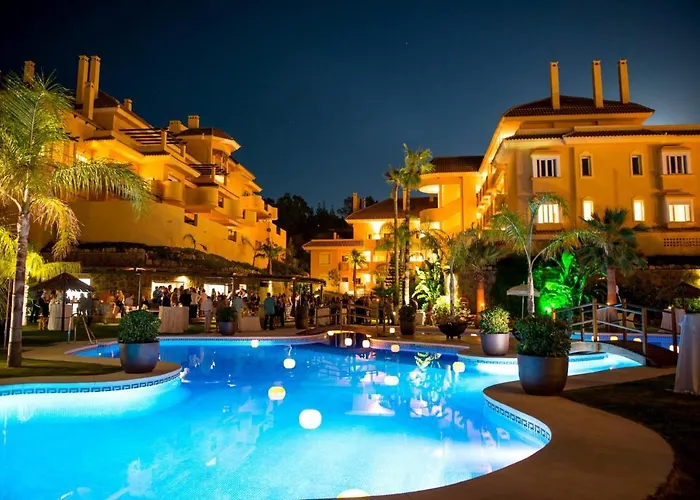 Luxury 2 Bedroom Apartment, Close To The Sea And The Golf Course, Aloha Hills Club Apartamento Marbella