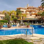 Appartement Luxury 2 Bedroom Apartment, Close To The Sea And The Golf Course, Aloha Hills Club